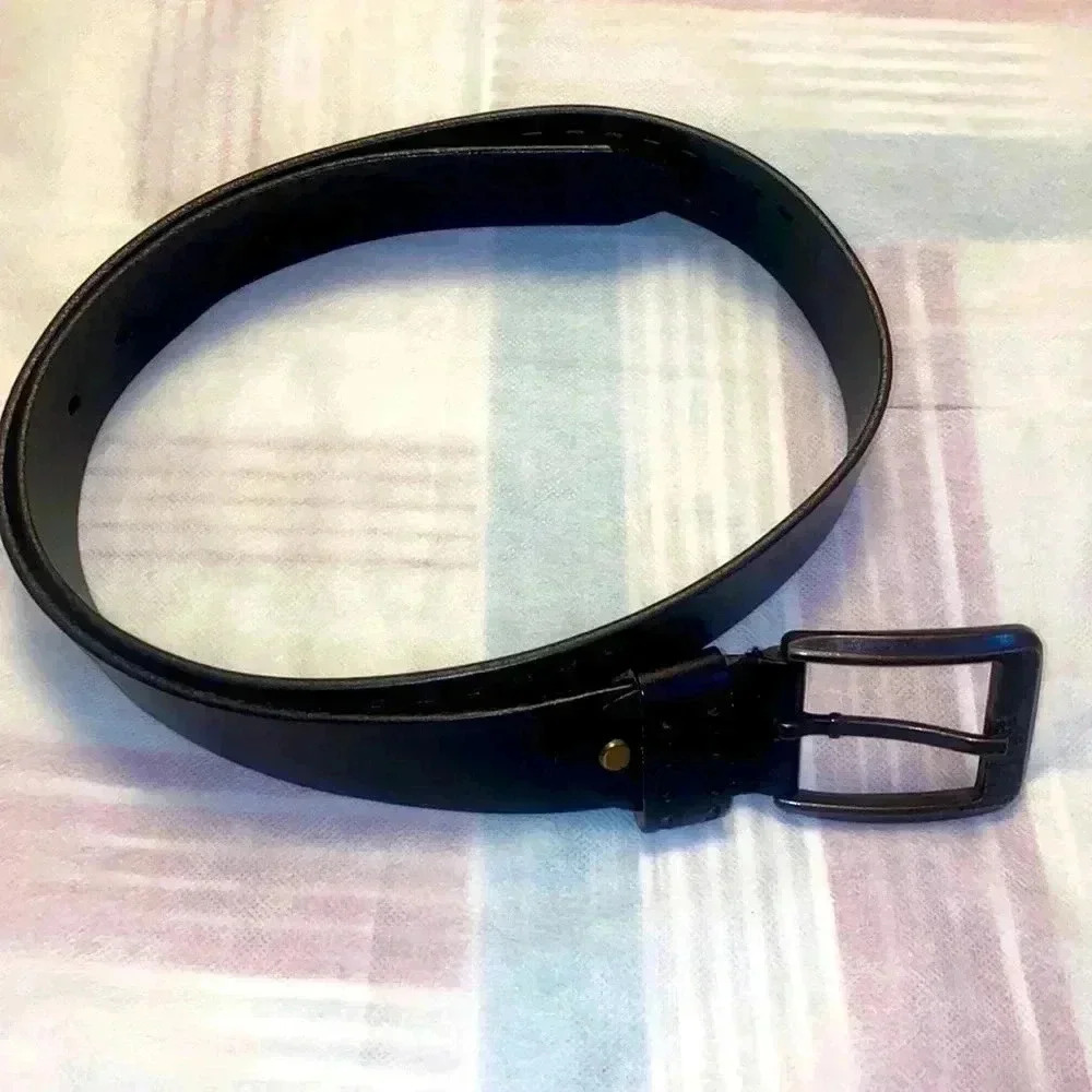 VINTAGE LEE COOPER  GENUINE LEATHER BELT new condition